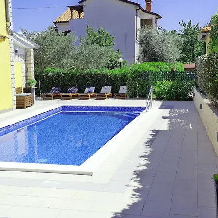 בית נופש Holek